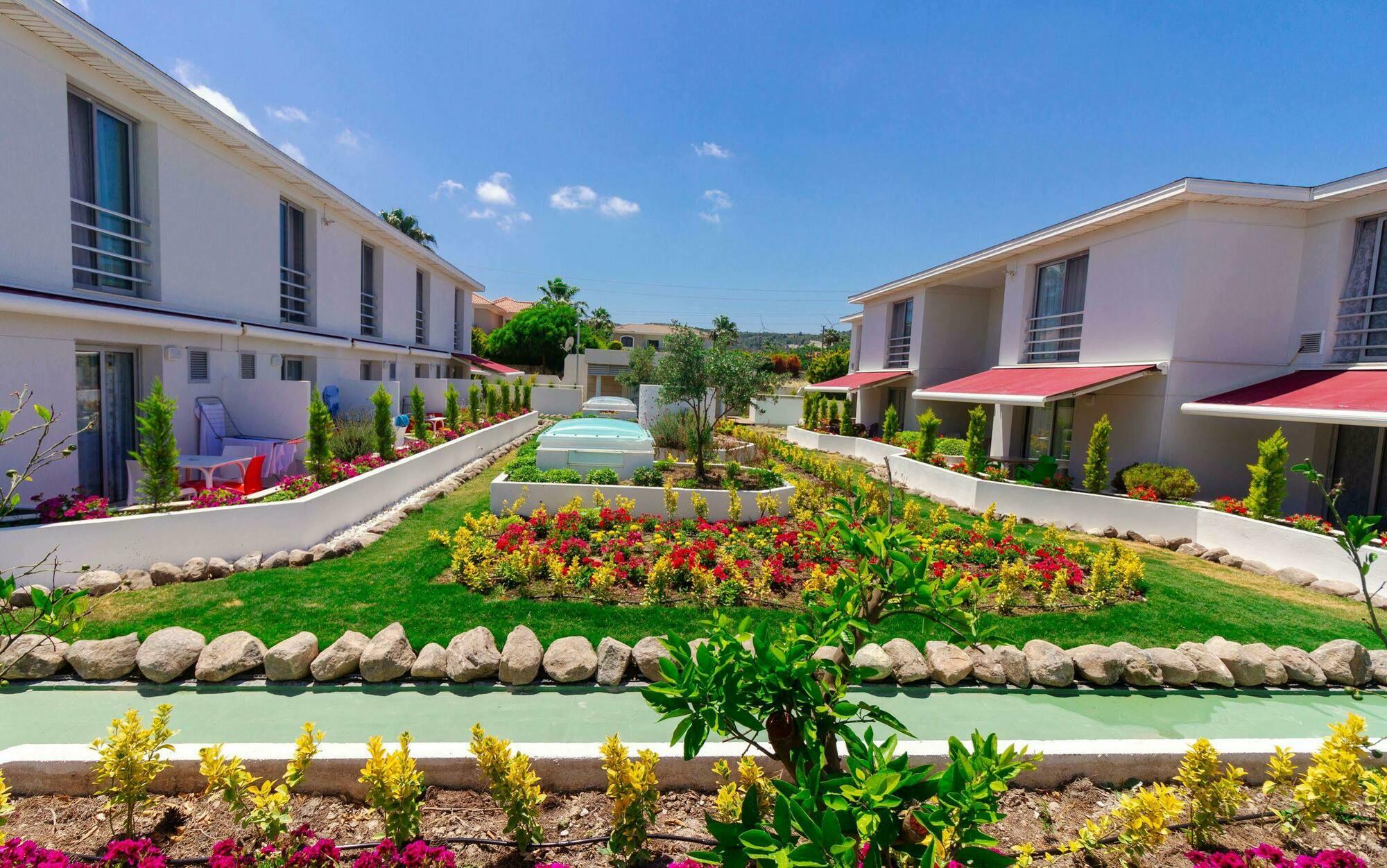 Vela Garden Resort Cesme Exterior photo